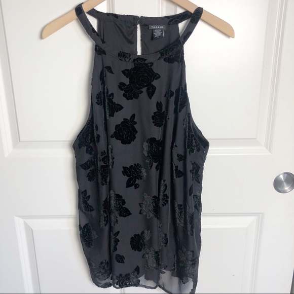 Torrid Sleeveless high neck black top size 2 - Picture 3 of 7